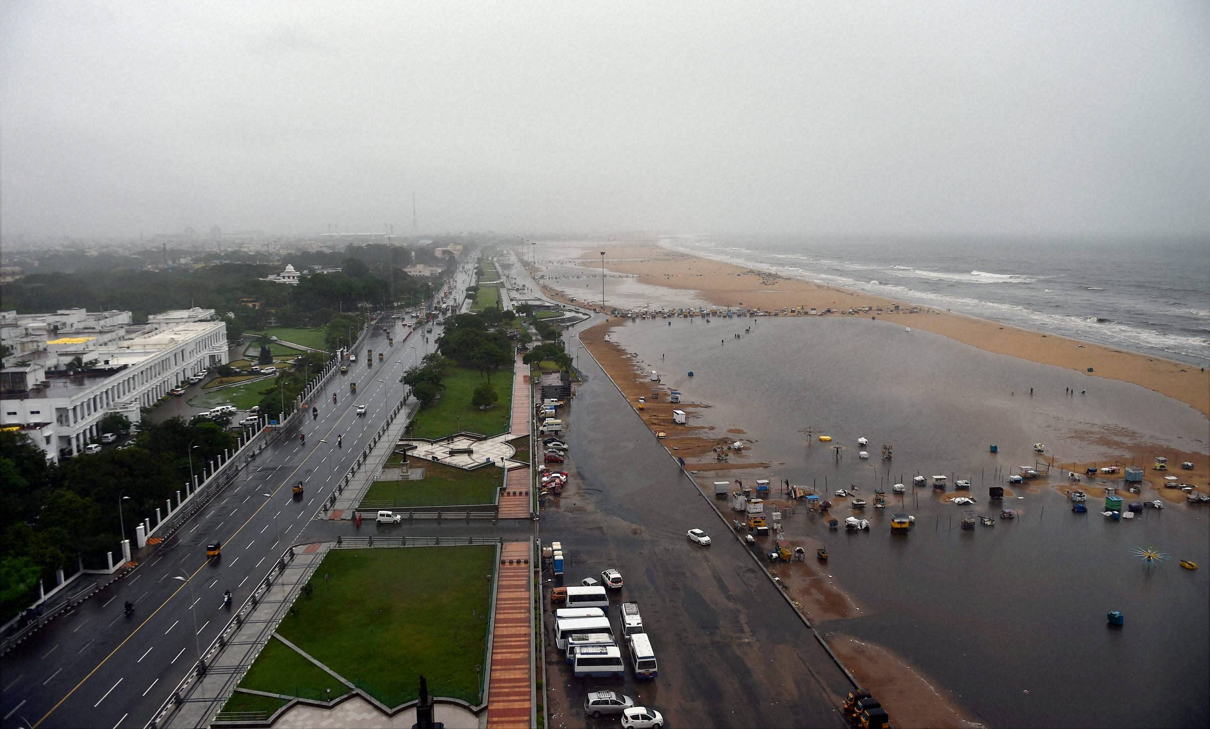 waterdischargefromchembarambakkaminundatesdifferentareasinchennai